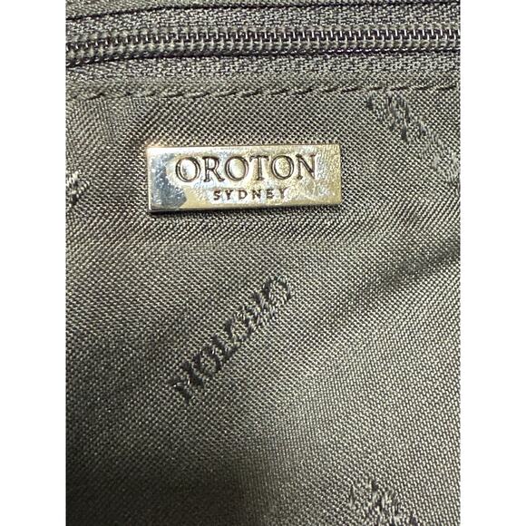 Oroton Australia Shoulder Bag Brown Leather Small Magnet Close Bottom Stud Purse - Picture 9 of 9